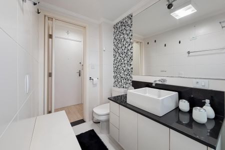 Apartamento para alugar com 52m², 1 quarto e 1 vaga Apartamento para alugar com 52m², 1 quarto e 1 vagaBanheiro