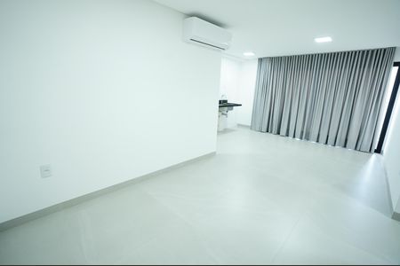 Apartamento para alugar com 2 quartos, 66m² em Setor Bueno, Goiânia