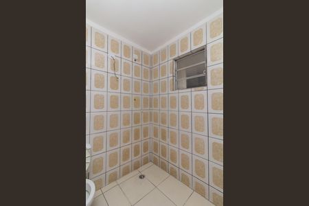 Banheiro de casa para alugar com 1 quarto, 56m² em Vila Alabama, São Paulo