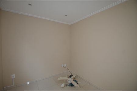 Apartamento para alugar com 42m², 2 quartos e sem vagaSalaQuarto 1