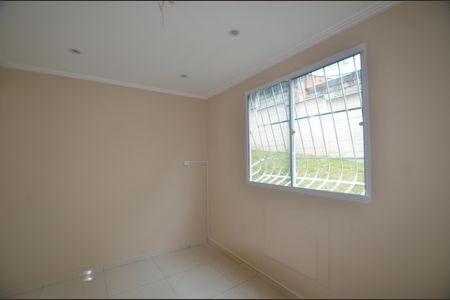 Quarto 1 de apartamento para alugar com 2 quartos, 42m² em Cascadura, Rio de Janeiro
