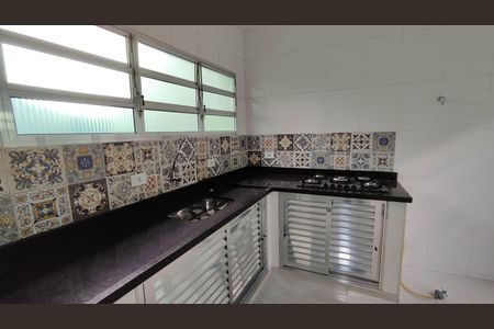 Casa para alugar com 175m², 2 quartos e 2 vagasCozinha