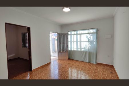 Casa para alugar com 175m², 2 quartos e 2 vagasSala de estar