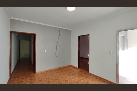 Casa para alugar com 175m², 2 quartos e 2 vagasSala de estar