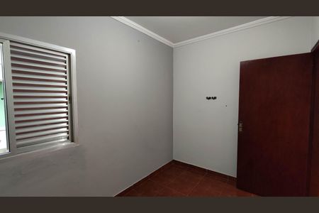 Casa para alugar com 175m², 2 quartos e 2 vagasQuarto 2