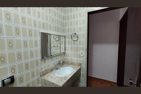 Casa para alugar com 175m², 2 quartos e 2 vagasBanheiro