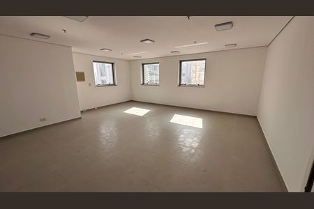 Kitnet/Studio para alugar com 1 quarto, 33m² em Santo Amaro, São Paulo
