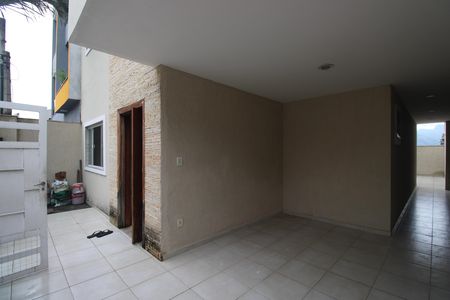 Casa de condomínio para alugar com 180m², 3 quartos e 1 vagaEntrada