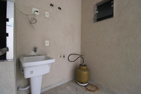 Casa de condomínio para alugar com 180m², 3 quartos e 1 vagaÁrea de serviço