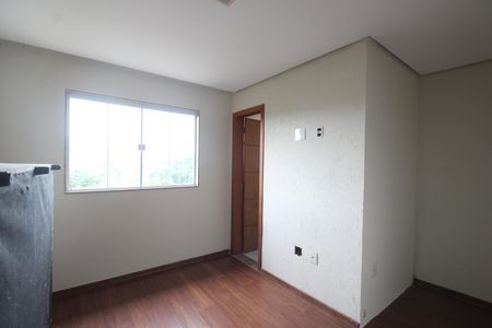 Casa de condomínio para alugar com 180m², 3 quartos e 1 vagaSuíte 2