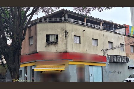 Casa para alugar com 440m², 3 quartos e 2 vagas Casa para alugar com 440m², 3 quartos e 2 vagasFachada e Adesivo HBJM-865