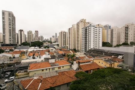 Apartamento à venda com 143m², 4 quartos e 2 vagas Apartamento à venda com 143m², 4 quartos e 2 vagasVista da Varanda da Suíte