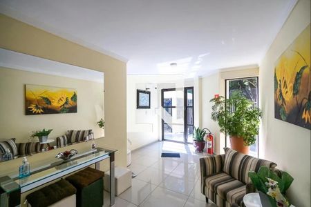 Apartamento à venda com 143m², 4 quartos e 2 vagas Apartamento à venda com 143m², 4 quartos e 2 vagasÁrea comum - Hall