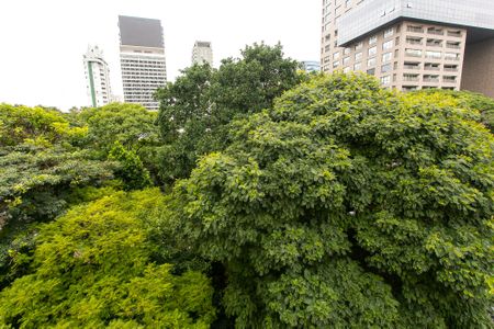 Apartamento à venda com 143m², 4 quartos e 2 vagas Apartamento à venda com 143m², 4 quartos e 2 vagasVista da Varanda da Suíte