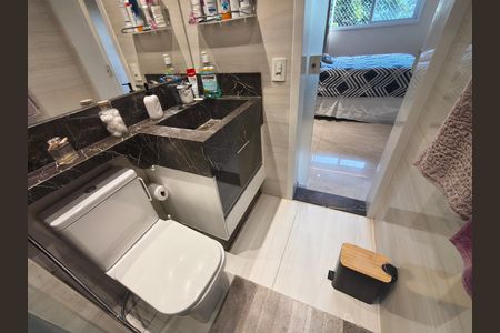 Apartamento à venda com 90m², 3 quartos e 1 vagaBanheiro Suite 1