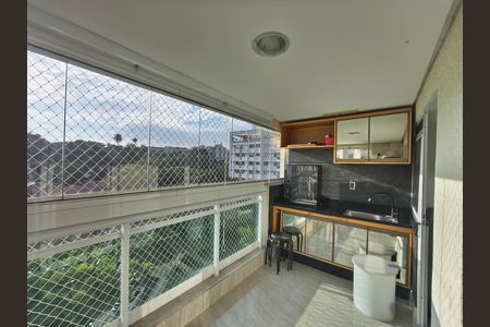 Apartamento à venda com 90m², 3 quartos e 1 vagaVaranda - Sala