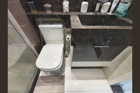 Apartamento à venda com 90m², 3 quartos e 1 vagaBanheiro Suite 1
