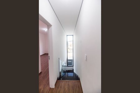 Casa de condomínio à venda com 170m², 3 quartos e 4 vagas Casa de condomínio à venda com 170m², 3 quartos e 4 vagasDetalhe