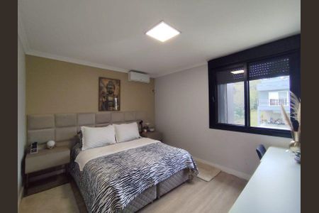 Casa de condomínio para alugar com 330m², 5 quartos e 3 vagas
