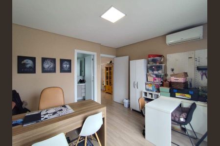 Casa de condomínio para alugar com 330m², 5 quartos e 3 vagas