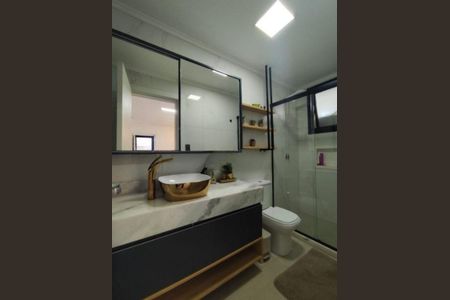 Casa de condomínio para alugar com 330m², 5 quartos e 3 vagas