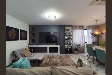Casa de condomínio para alugar com 330m², 5 quartos e 3 vagas