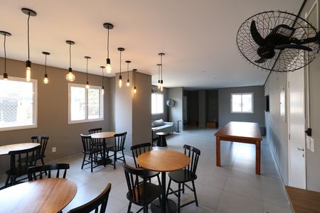 Apartamento à venda com 43m², 2 quartos e 1 vagaÁrea comum - Salão de festas
