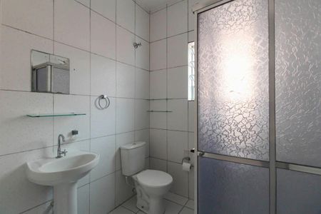 Banheiro de casa à venda com 1 quarto, 80m² em Vila Industrial, São Paulo