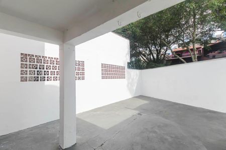 Casa à venda com 80m², 1 quarto e 2 vagasQuintal