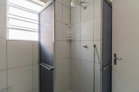 Casa à venda com 80m², 1 quarto e 2 vagasBanheiro