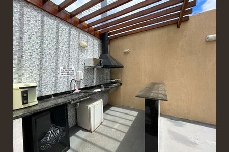 Casa de condomínio para alugar com 56m², 2 quartos e 2 vagasCozinha