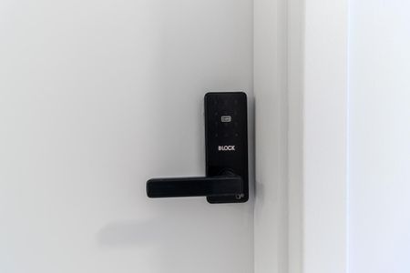 Studio à venda com 24m², 1 quarto e sem vaga Studio à venda com 24m², 1 quarto e sem vagaFechadura Eletrônica
