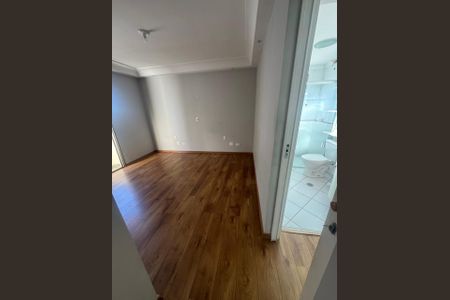 Quarto de apartamento para alugar com 3 quartos, 117m² em Chácara Agrindus, Taboão da Serra
