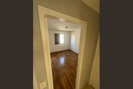 Apartamento para alugar com 117m², 3 quartos e 3 vagas Apartamento para alugar com 117m², 3 quartos e 3 vagasQuarto