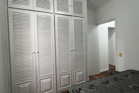 Quarto 2 de apartamento para alugar com 2 quartos, 90m² em Ponta da Praia, Santos