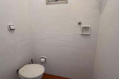 Apartamento para alugar com 90m², 2 quartos e 1 vaga Apartamento para alugar com 90m², 2 quartos e 1 vagaBanheiro de serviço