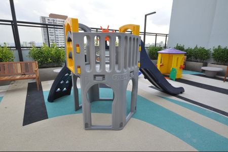 Studio para alugar com 28m², 1 quarto e sem vagaÁrea comum - Playground