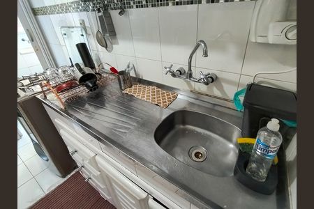 Cozinha de apartamento à venda com 2 quartos, 54m² em Grajaú, Rio de Janeiro