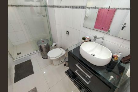 Apartamento à venda com 54m², 2 quartos e 1 vaga Apartamento à venda com 54m², 2 quartos e 1 vagaBanheiro Corredor