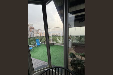 Apartamento à venda com 74m², 1 quarto e 1 vaga Apartamento à venda com 74m², 1 quarto e 1 vagaVaranda