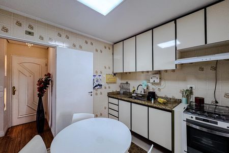 Apartamento à venda com 80m², 3 quartos e 1 vaga Apartamento à venda com 80m², 3 quartos e 1 vagaCozinha