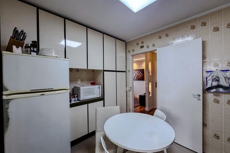 Apartamento à venda com 80m², 3 quartos e 1 vaga Apartamento à venda com 80m², 3 quartos e 1 vagaCozinha