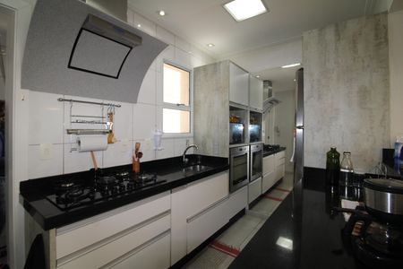 Casa à venda com 78m², 3 quartos e 2 vagasCozinha