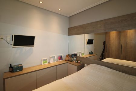 Casa à venda com 78m², 3 quartos e 2 vagasQuarto 3