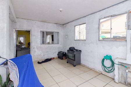 Casa à venda com 333m², 2 quartos e 2 vagas Casa à venda com 333m², 2 quartos e 2 vagasGaragem