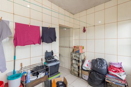 Casa à venda com 333m², 2 quartos e 2 vagas Casa à venda com 333m², 2 quartos e 2 vagasLavanderia