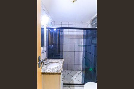 Casa para alugar com 80m², 2 quartos e sem vaga Casa para alugar com 80m², 2 quartos e sem vagaBanheiro Social