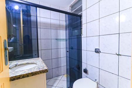 Casa para alugar com 80m², 2 quartos e sem vaga Casa para alugar com 80m², 2 quartos e sem vagaBanheiro Social