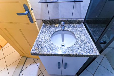 Casa para alugar com 80m², 2 quartos e sem vaga Casa para alugar com 80m², 2 quartos e sem vagaBanheiro Social