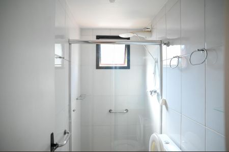Apartamento à venda com 54m², 2 quartos e 1 vaga Apartamento à venda com 54m², 2 quartos e 1 vagaBanheiro